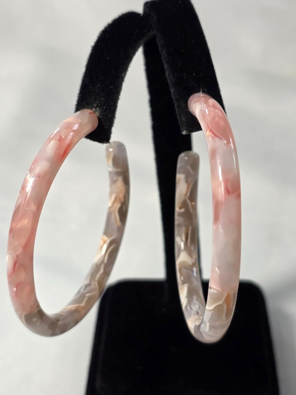 90's Style Marbled Resin C-Shape Earrings Pink Lavendar & White Swirl Design